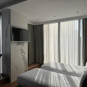 Отель Black Diamond, Тирана